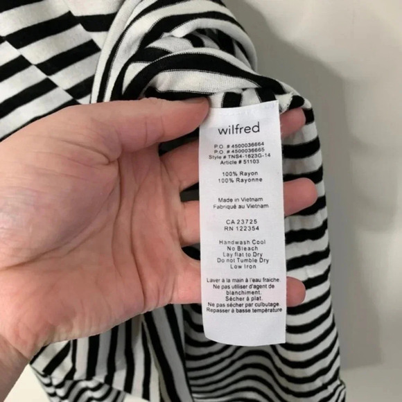 Aritzia Wilfred Tank Top Striped Racerback Side Split Hem White Black Size XS - Picture 8 of 11